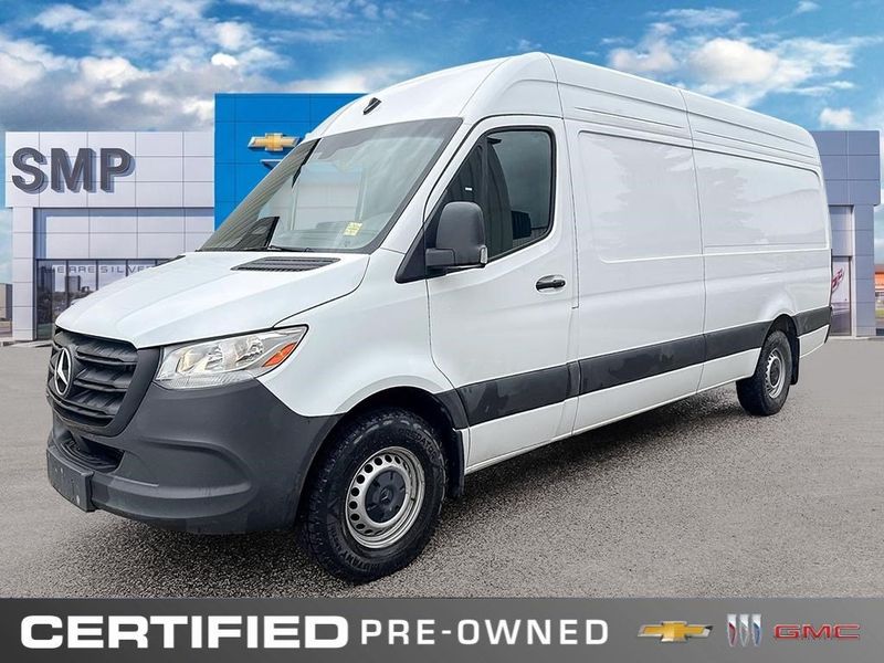 2025 Mercedes-Benz Sprinter Cargo Van