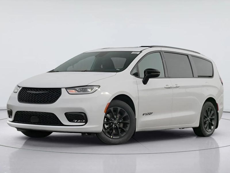 2026 Chrysler Pacifica