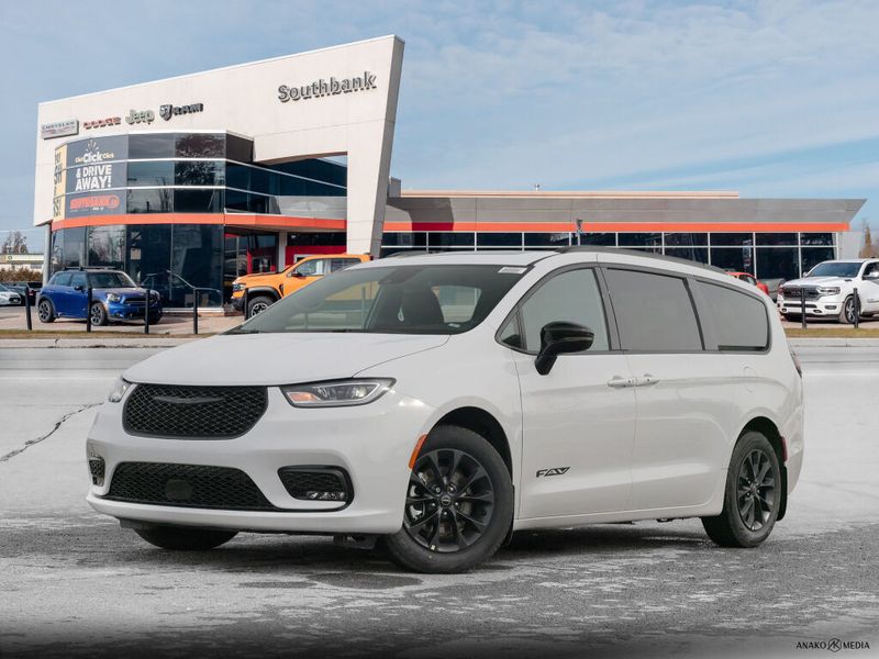 2026 Chrysler Pacifica