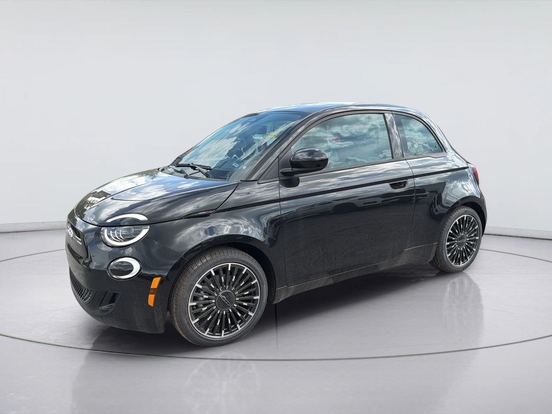 New 2026 FIAT 500e Pop 260281