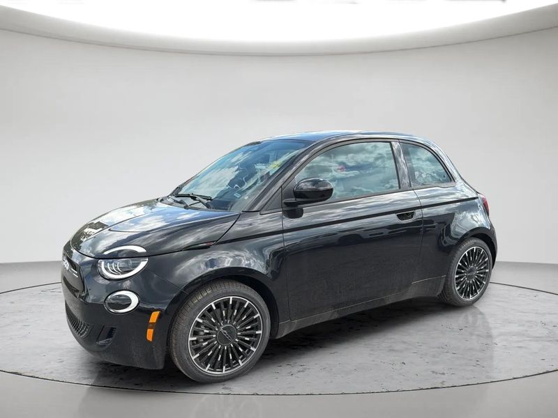 2026 FIAT 500e