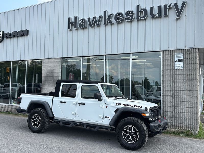 2024 Jeep Gladiator