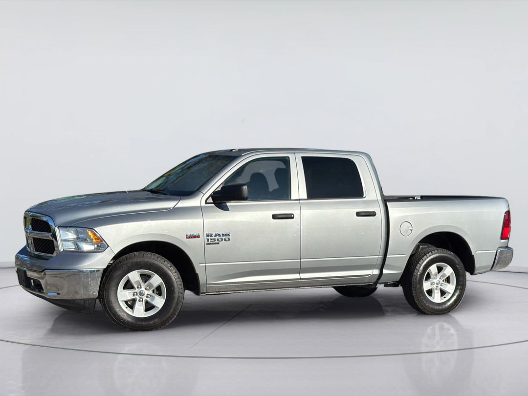 Used 2023 Ram 1500-Classic SLT 924746