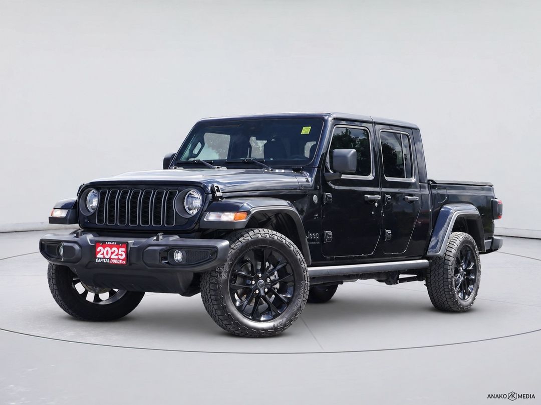 Used 2025 Jeep Gladiator NightHawk P4261
