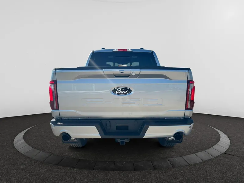 2025 Ford F-150 Lariat photo 4