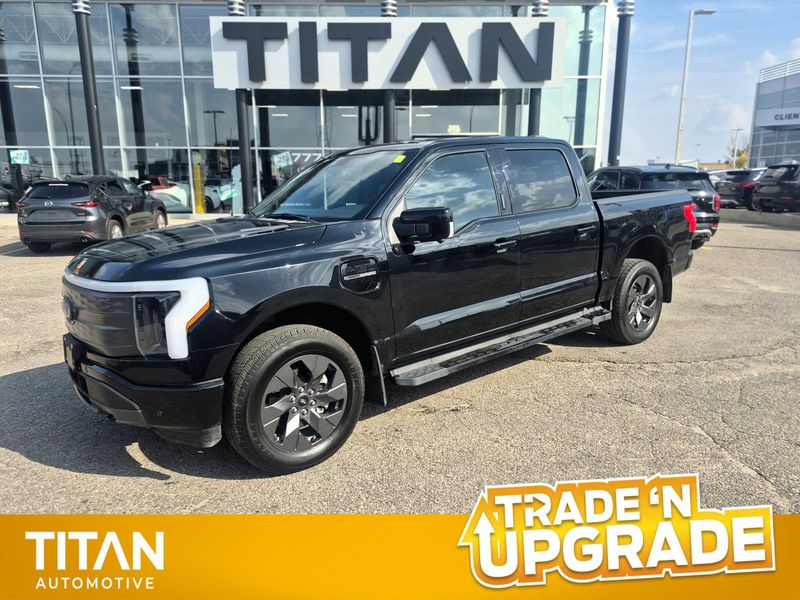 2023 Ford F-150 Lightning Lariat 4x4 SuperCrew