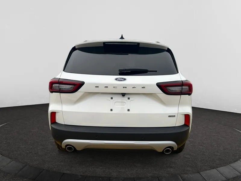2026 Ford Escape photo 4