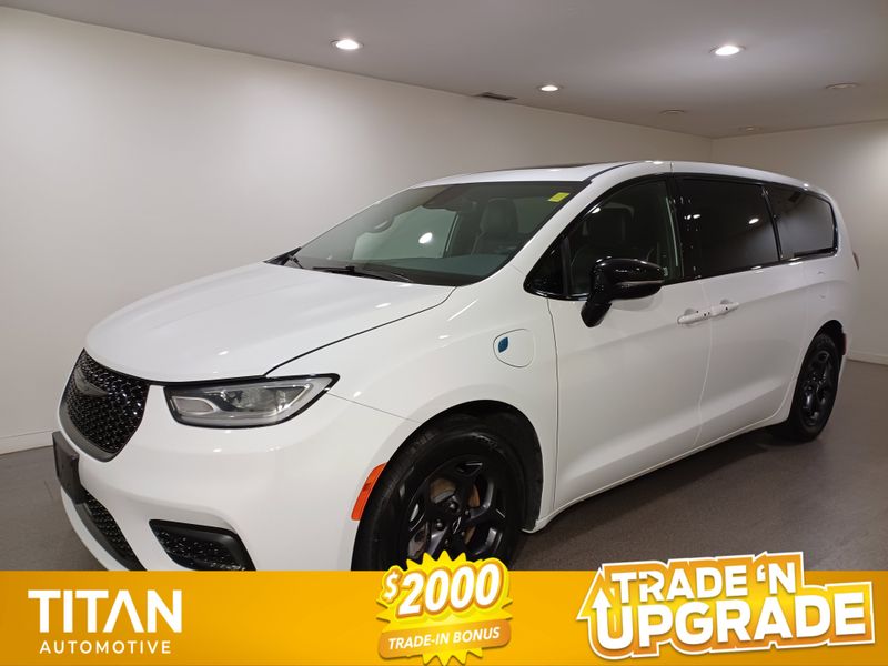 2023 Chrysler Pacifica Limited Plug-In Hybrid