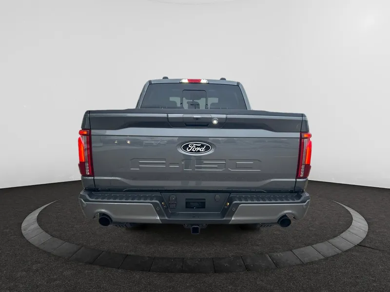 2025 Ford F-150 Lariat photo 4