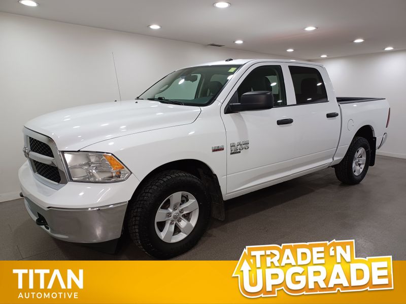 2022 Ram 1500 Classic SLT 4x4 Crew Cab