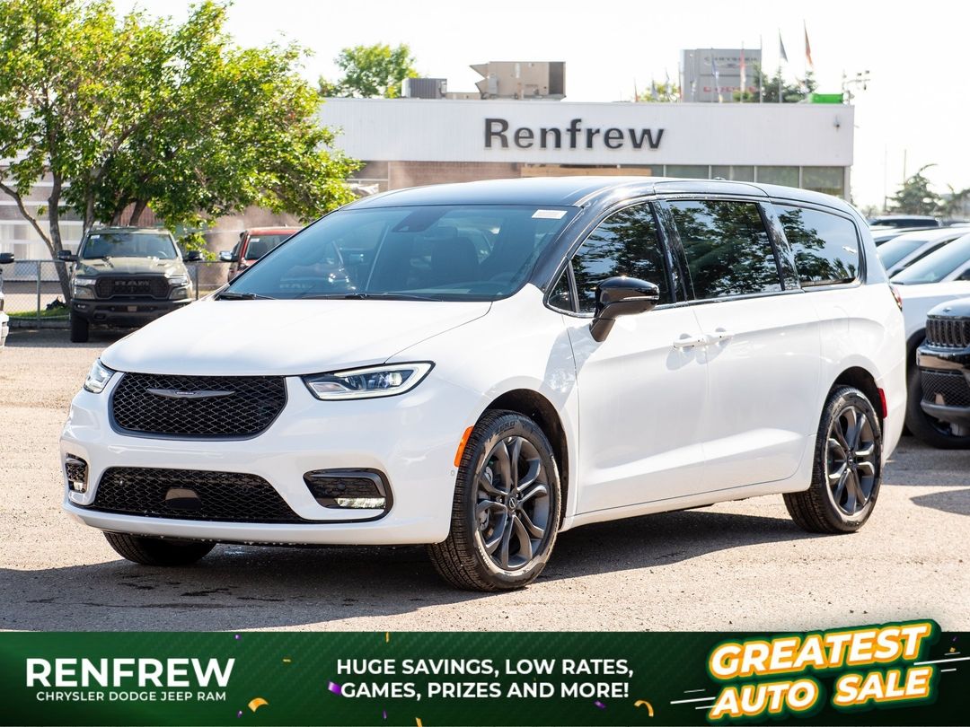 New 2026 Chrysler Pacifica Select 260429