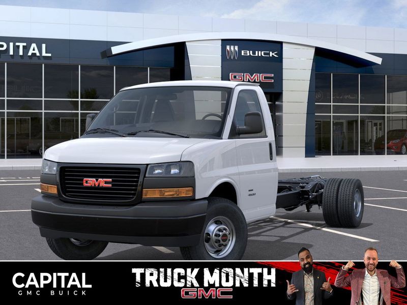 2026 GMC Savana Commercial Cutaway