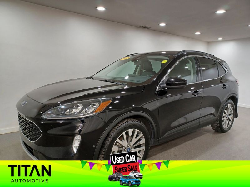 2021 Ford Escape Titanium Hybrid AWD