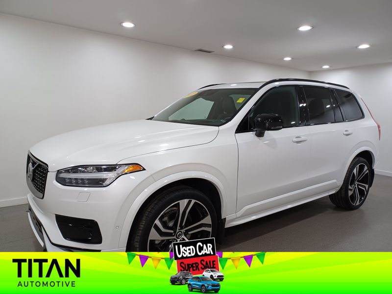 2022 Volvo XC90 T6 R-Design