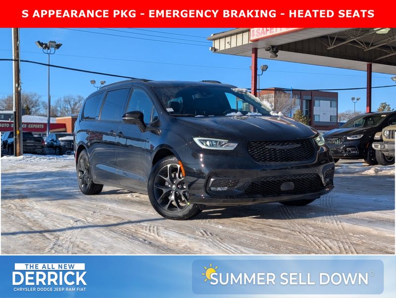 2026 Chrysler Pacifica