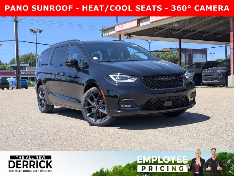 2026 Chrysler Pacifica