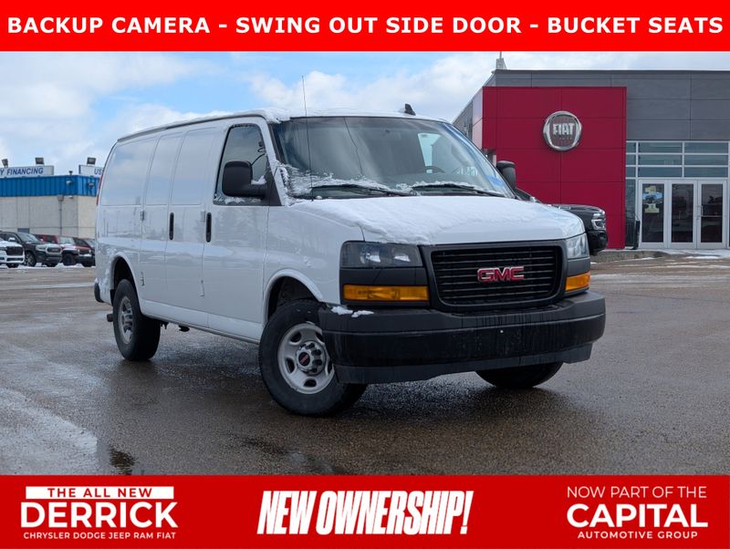 2022 GMC Savana Cargo Van