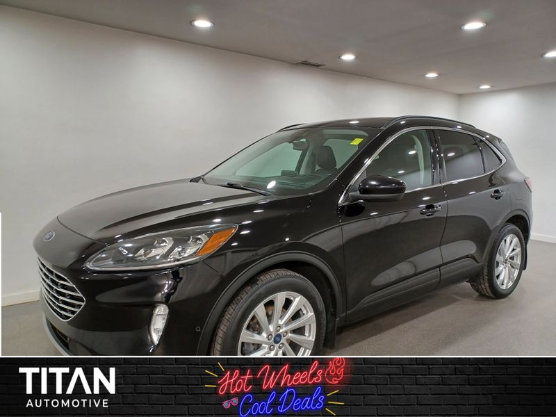 2021 Ford Escape Titanium Hybrid AWD