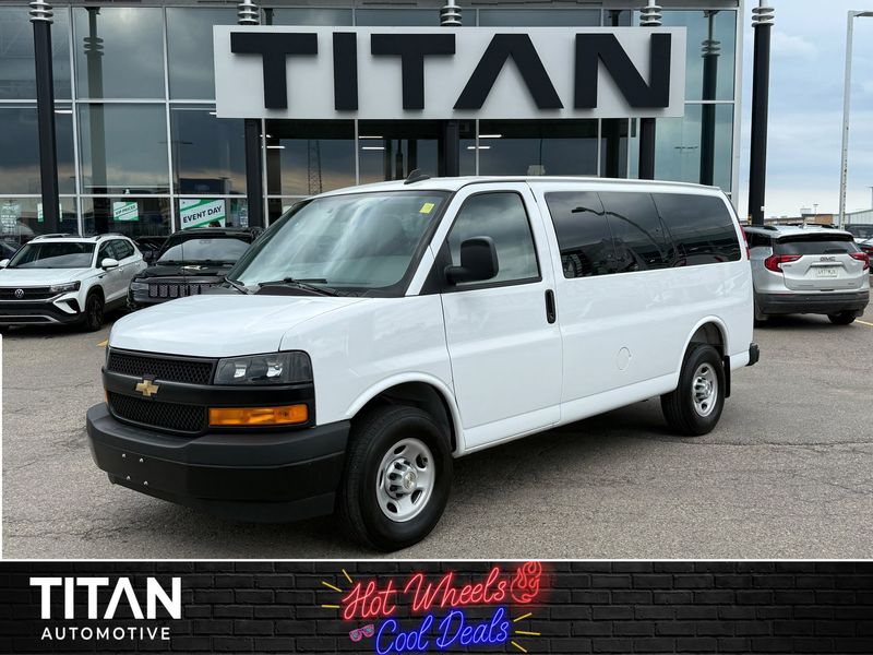 2025 Chevrolet Express 3500