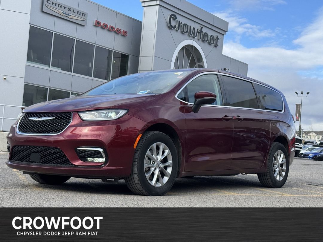Used 2023 Chrysler Pacifica Touring-L 11097