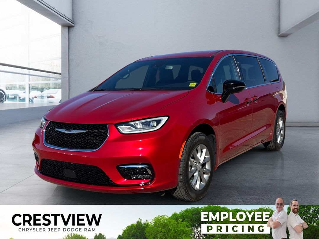 New 2026 Chrysler Pacifica Select 26PA0074