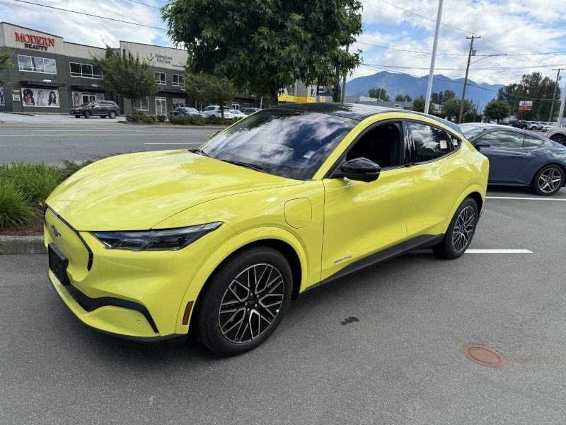 2025 Ford Mustang Mach-E