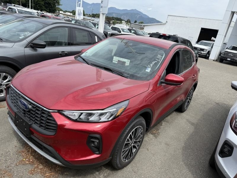 2025 Ford Escape