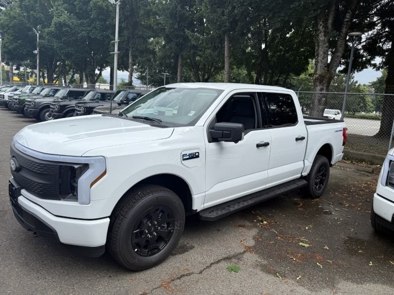 2025 Ford F-150 Lightning