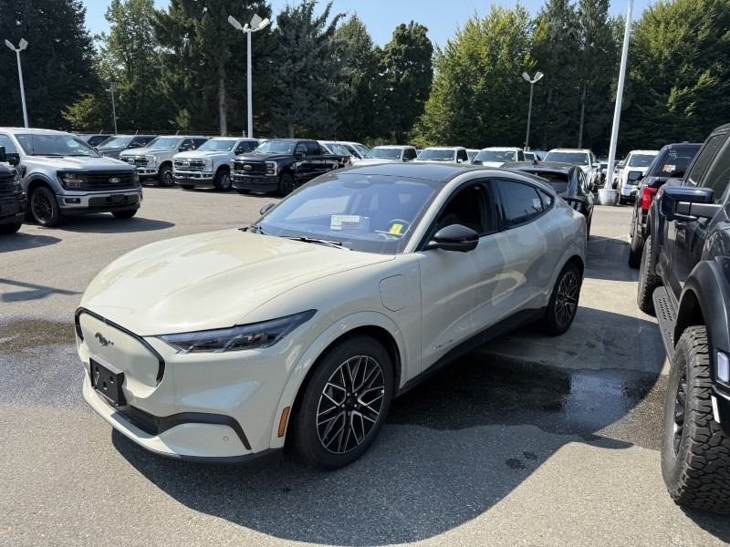2025 Ford Mustang Mach-E