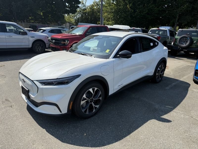 2025 Ford Mustang Mach-E