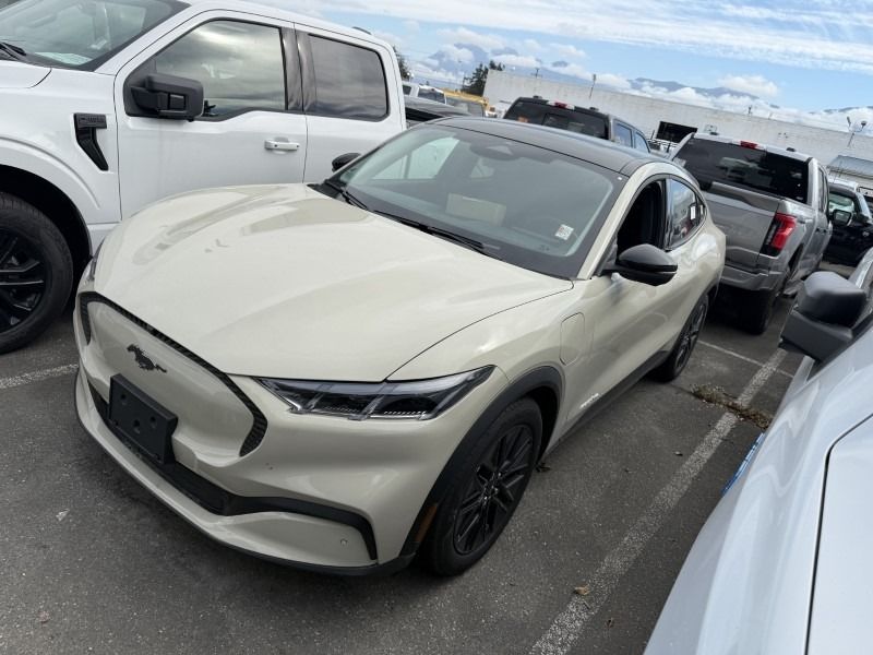 2025 Ford Mustang Mach-E