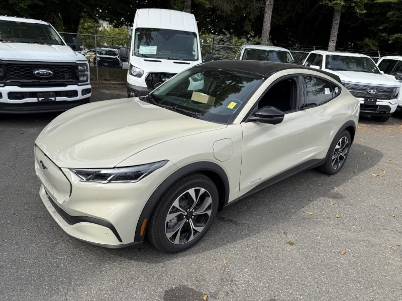 2025 Ford Mustang Mach-E