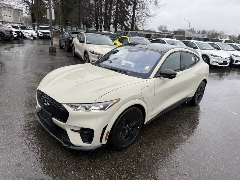 2025 Ford Mustang Mach-E