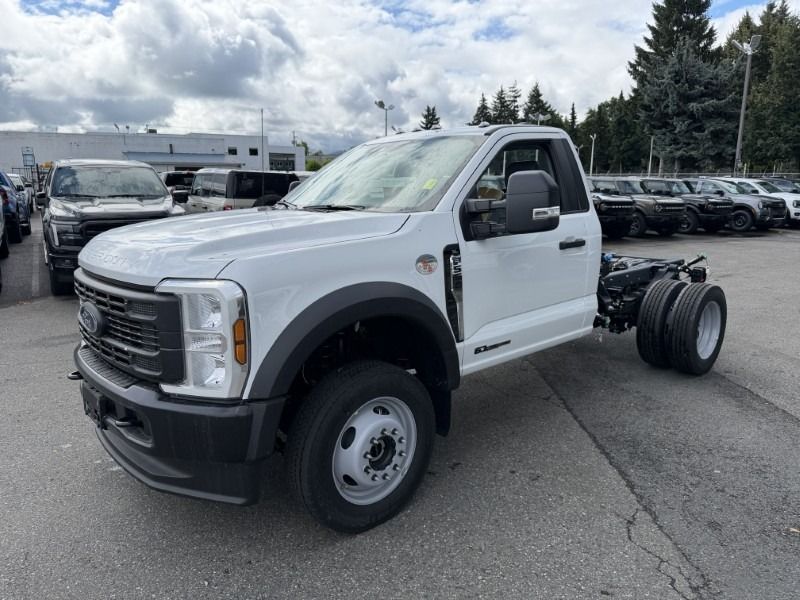 2026 Ford Super Duty F-550 DRW