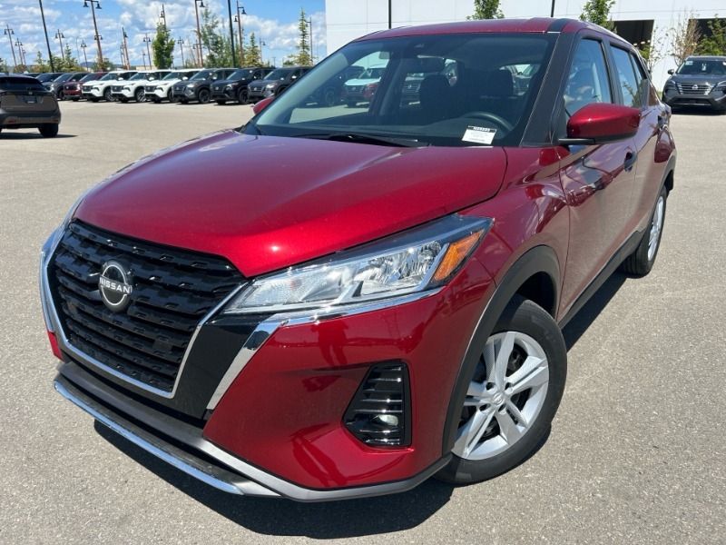 2025 Nissan Kicks Play