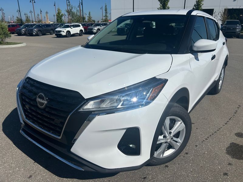 2025 Nissan Kicks Play