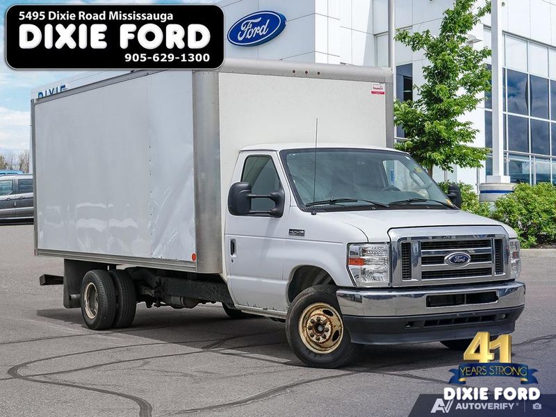 2022 Ford E-Series Cutaway