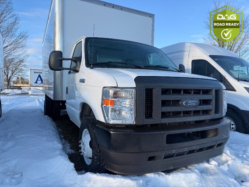 2022 Ford E-Series Cutaway