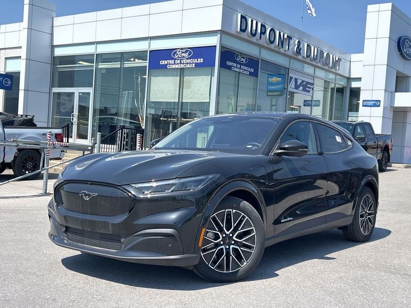 2025 Ford Mustang Mach-E