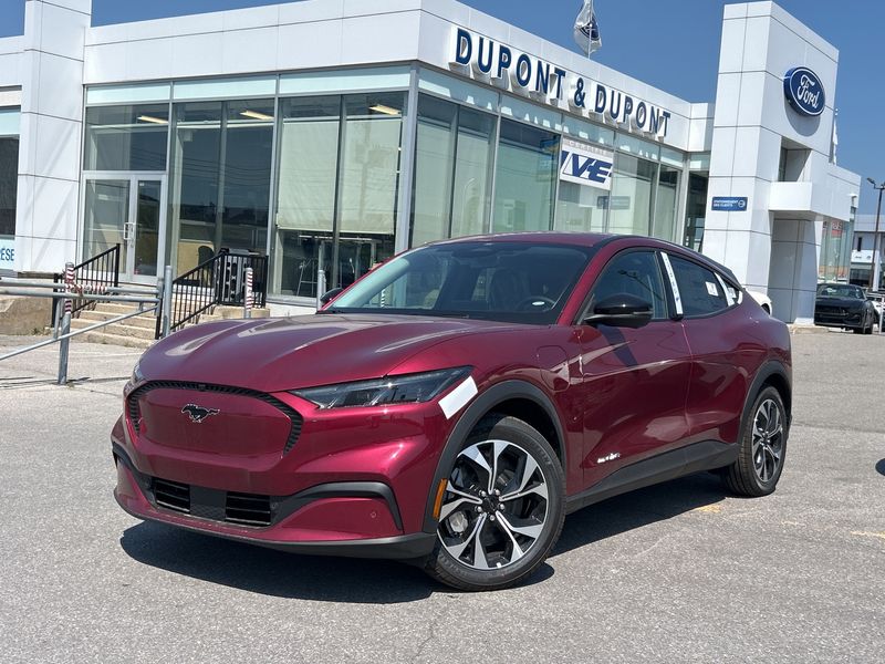 2025 Ford Mustang Mach-E