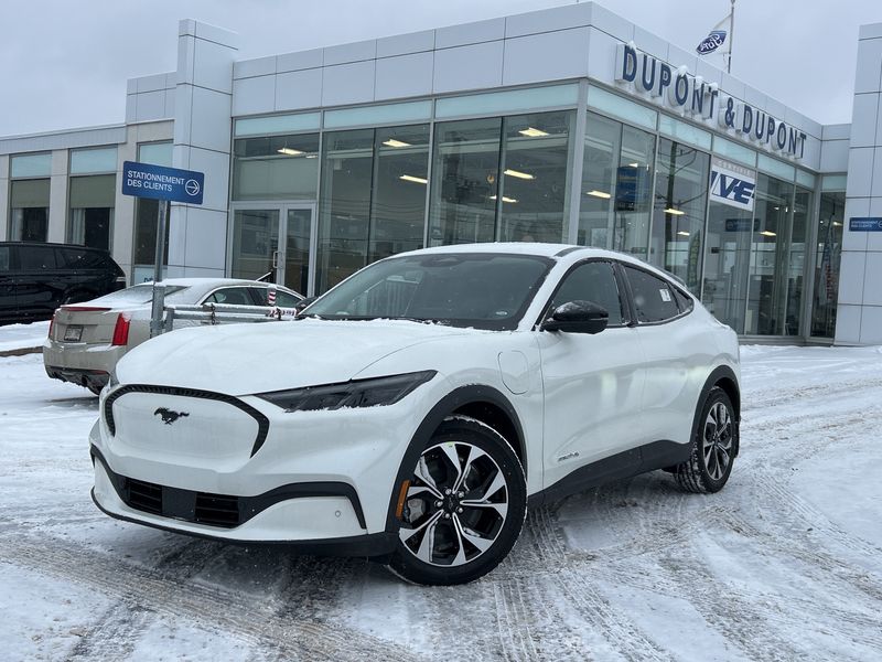 2025 Ford Mustang Mach-E
