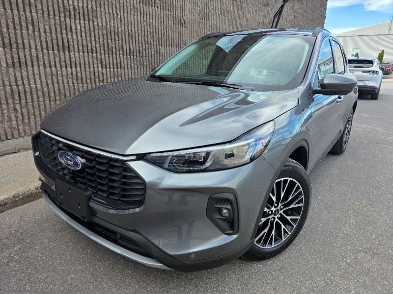 Used 2025 Ford Escape-Plug-In-Hybrid PREMIUM P4003
