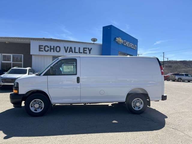 New 2026 Chevrolet Express-Cargo-Van BASE 31112