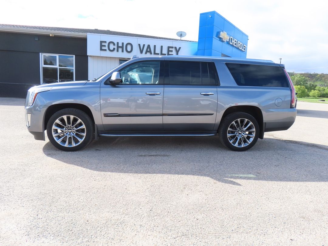 Used 2020 Cadillac Escalade-ESV Luxury 31399AA