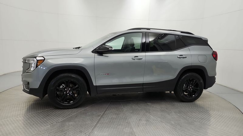 2023 GMC Terrain