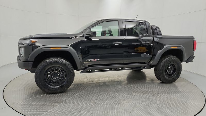 2024 GMC Canyon