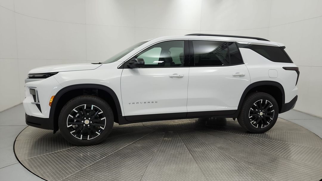 New 2026 Chevrolet Traverse LT 68290