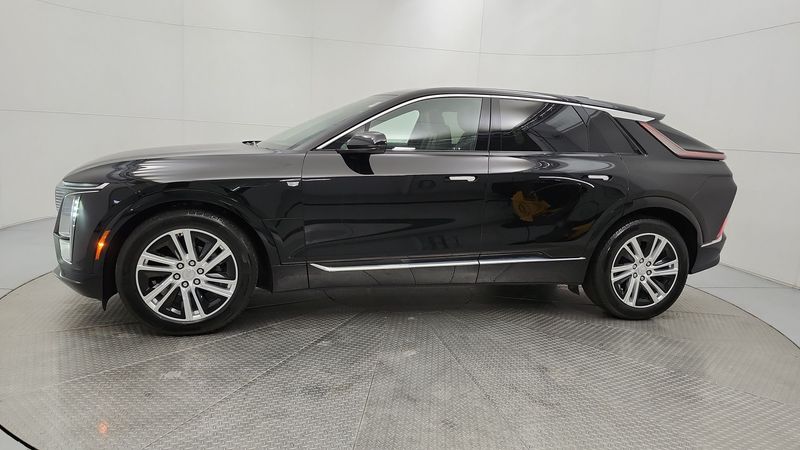 2024 Cadillac LYRIQ