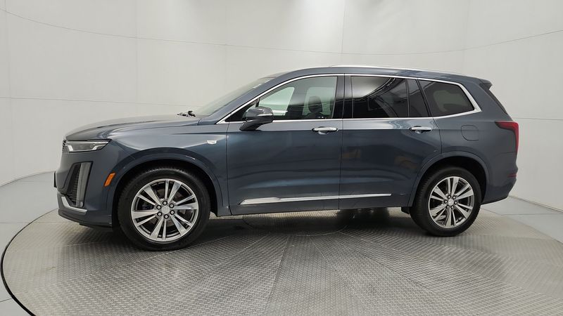 2021 Cadillac XT6