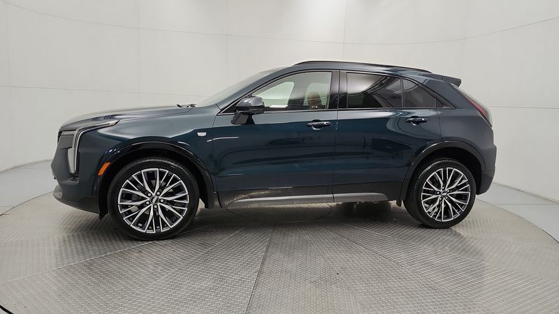 2024 Cadillac XT4